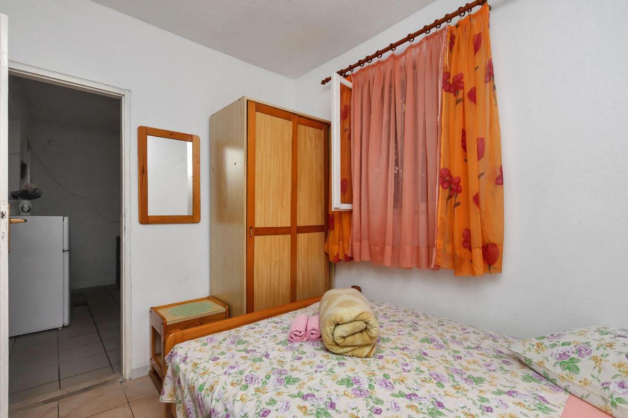 Apartments Milivoj Bogomolje Luaran gambar