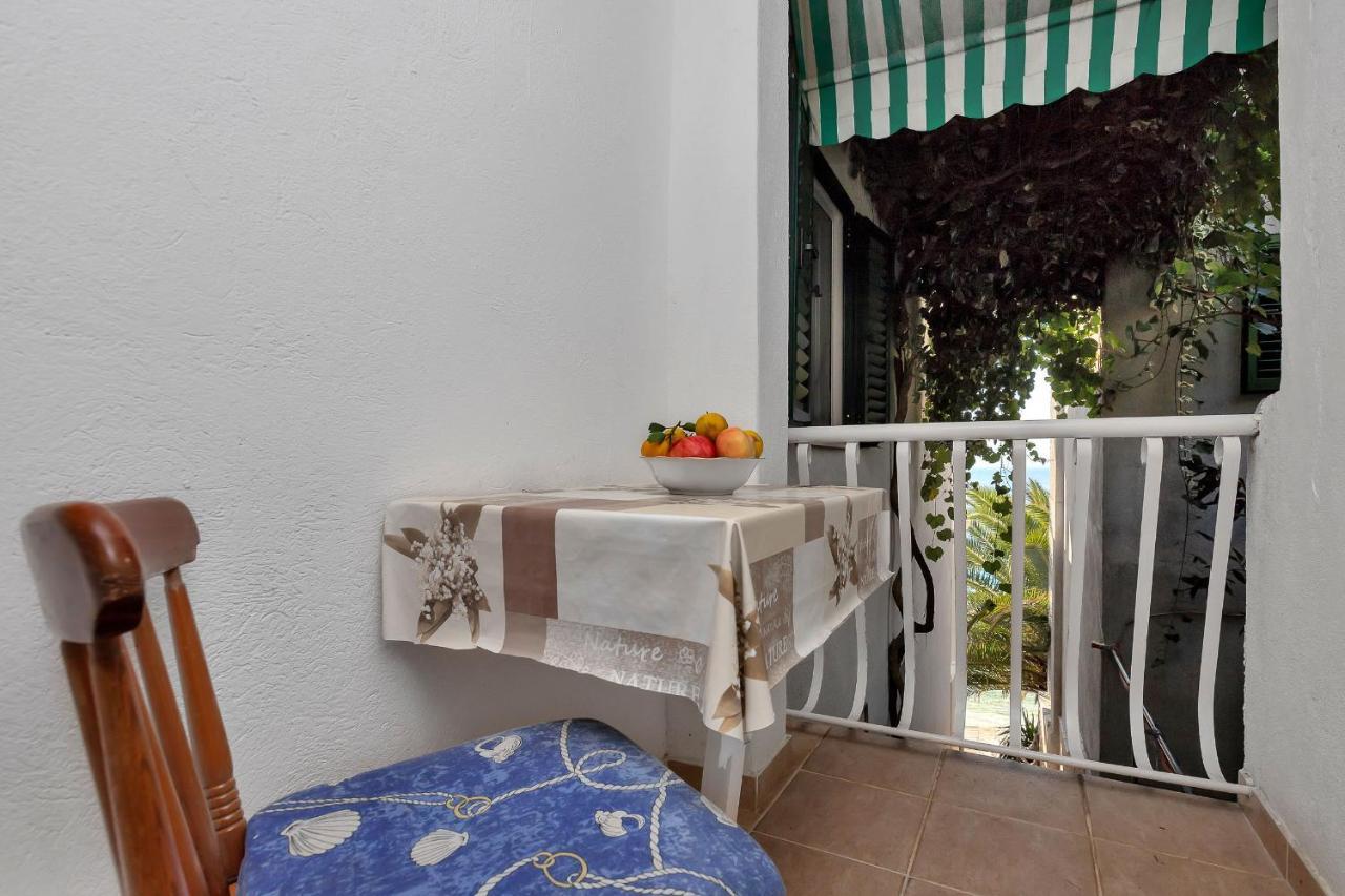 Apartments Milivoj Bogomolje Luaran gambar