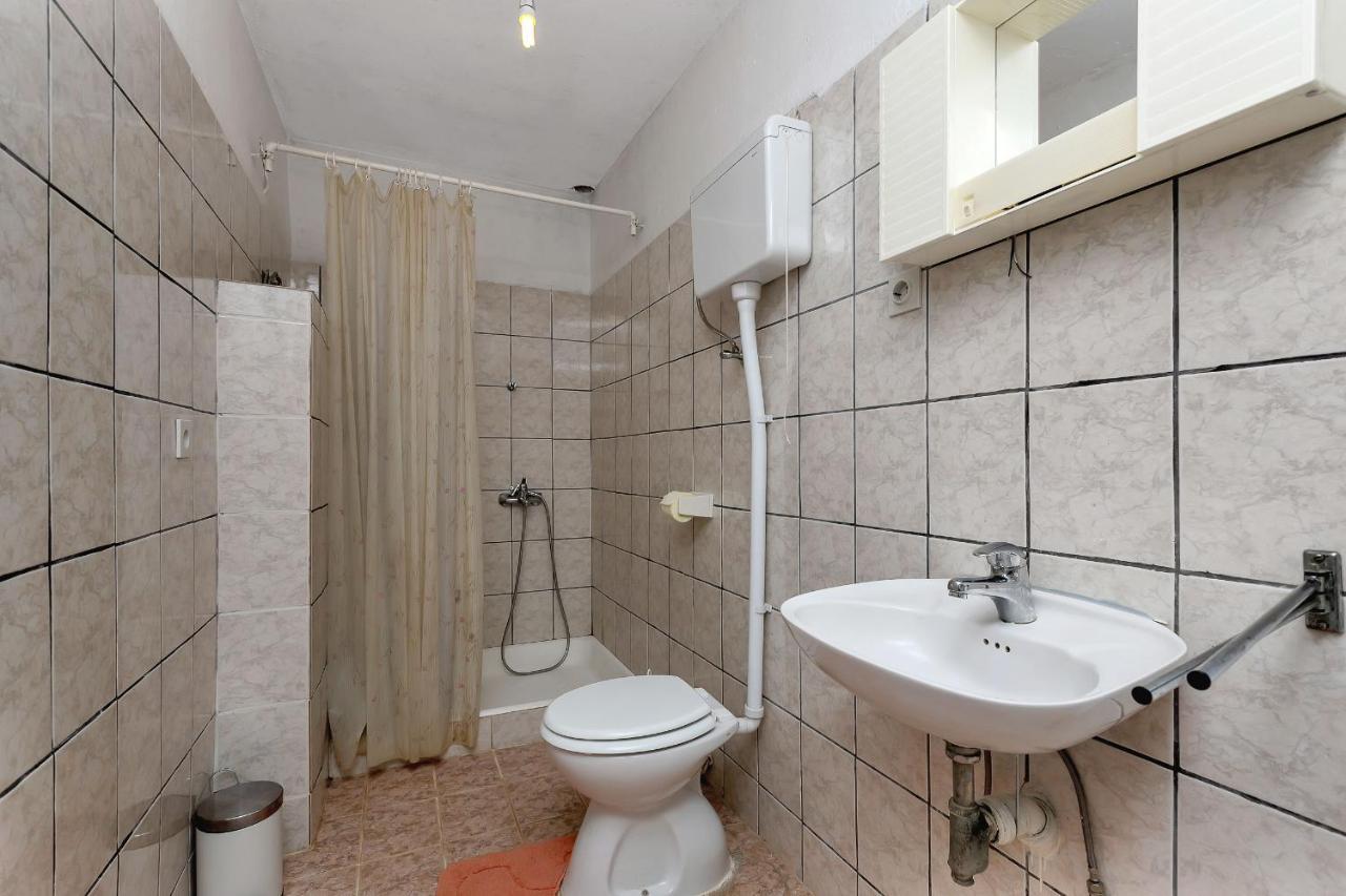 Apartments Milivoj Bogomolje Luaran gambar