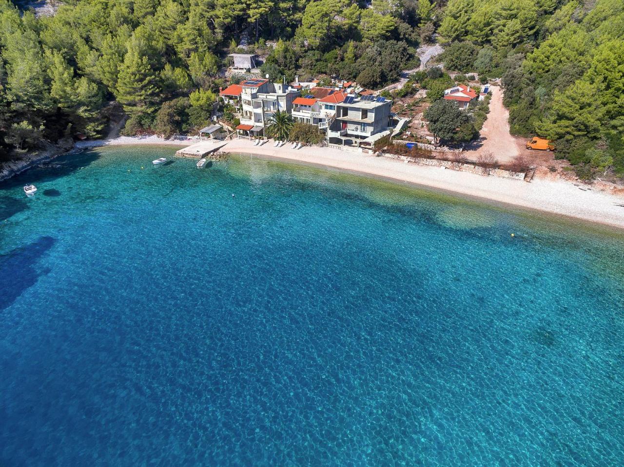 Apartments Milivoj Bogomolje Luaran gambar